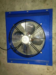 風(fēng)機(jī)安裝現(xiàn)場